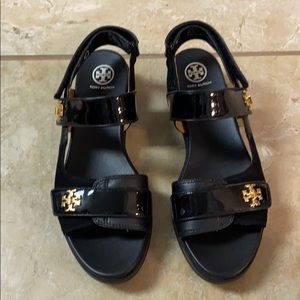 Tory Burch Kira Sport Sandal size 9